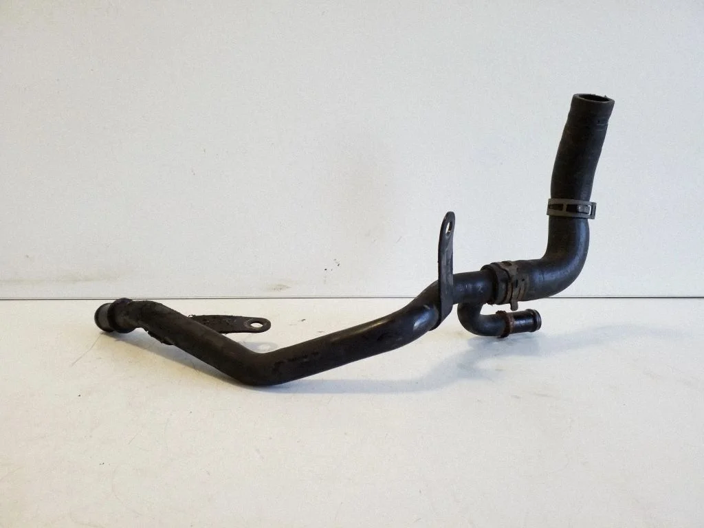 Engine coolant pipe/hose 03C121070B