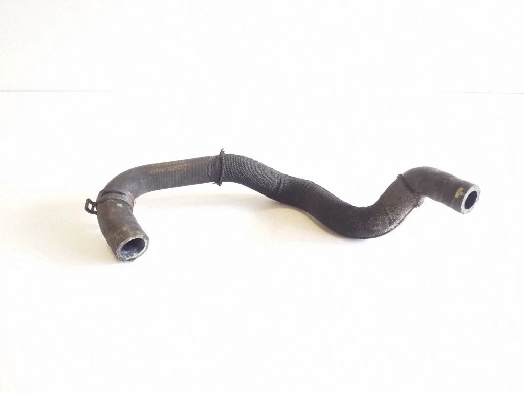 Engine coolant pipe/hose G4D39Y438AB