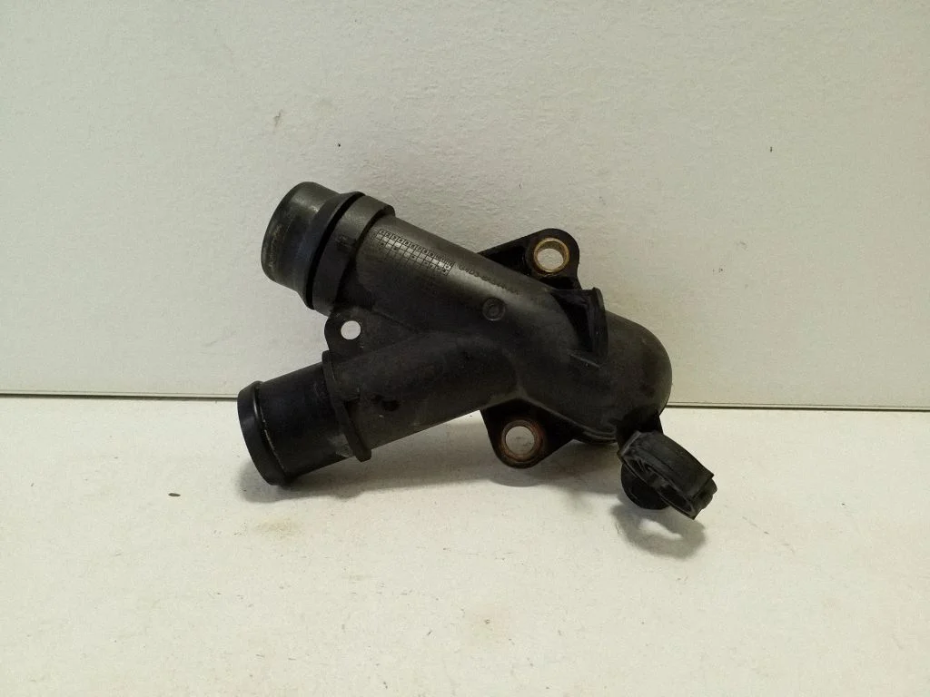 Engine coolant pipe/hose G4D38A544AA