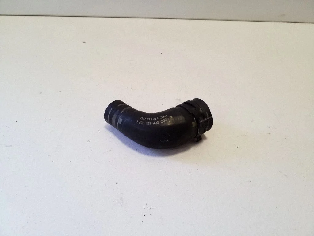 Engine coolant pipe/hose 06F121057C