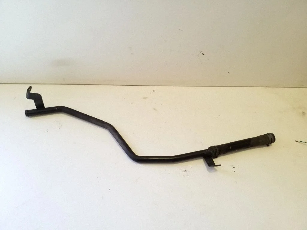 Engine coolant pipe/hose 2H0121109B