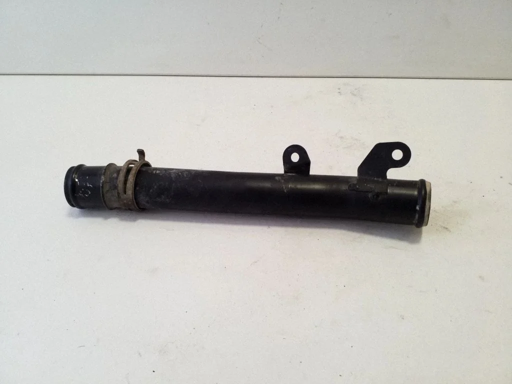 Engine coolant pipe/hose 2H0122051K