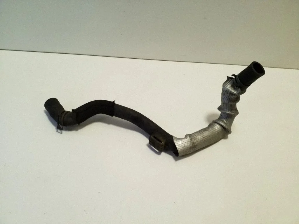 Engine coolant pipe/hose 2H0121157AP