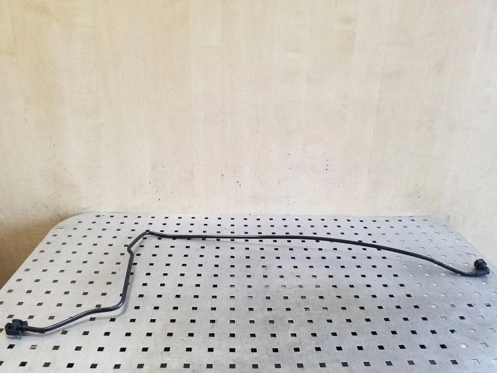 Engine coolant pipe/hose BK218C012BB