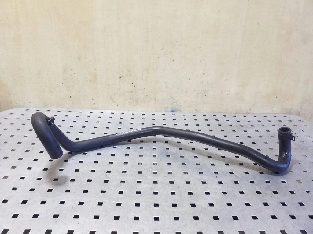 Engine coolant pipe/hose 101555900B