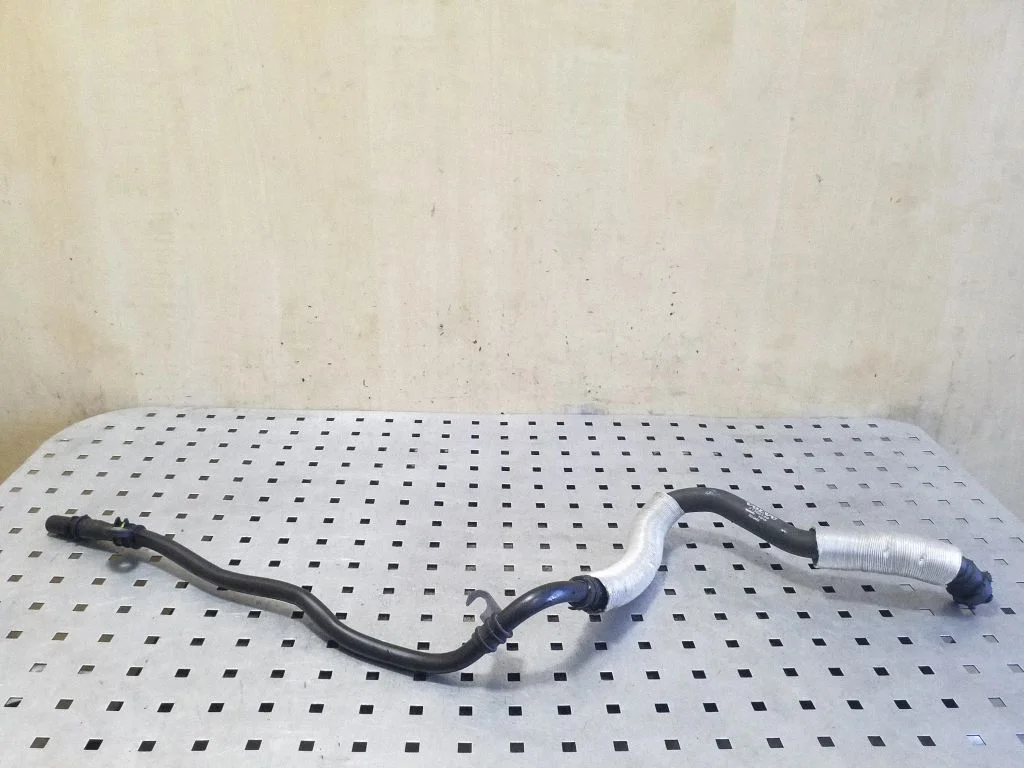 Engine coolant pipe/hose 31368149