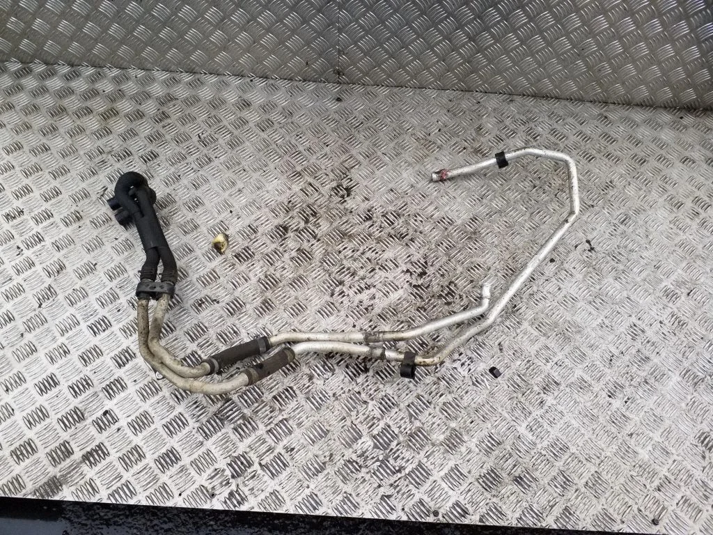 Engine coolant pipe/hose 7P0819926C