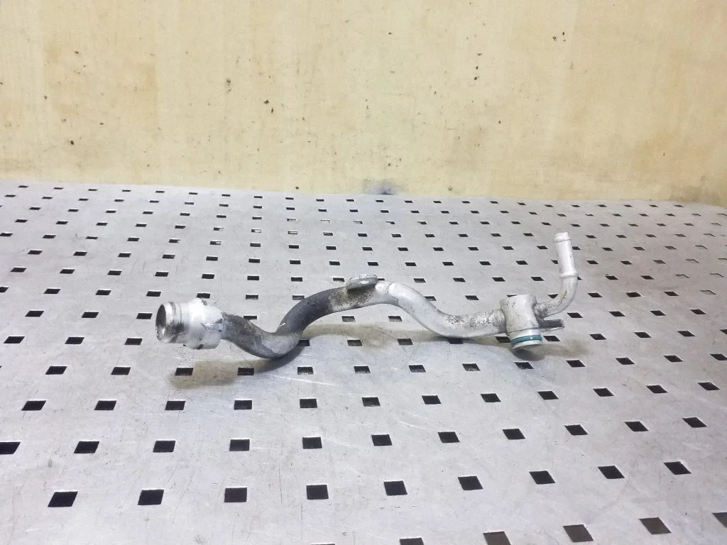 Engine coolant pipe/hose 059121065CP