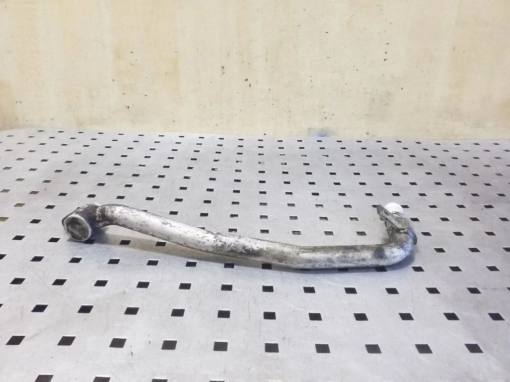 Engine coolant pipe/hose 059121075DJ