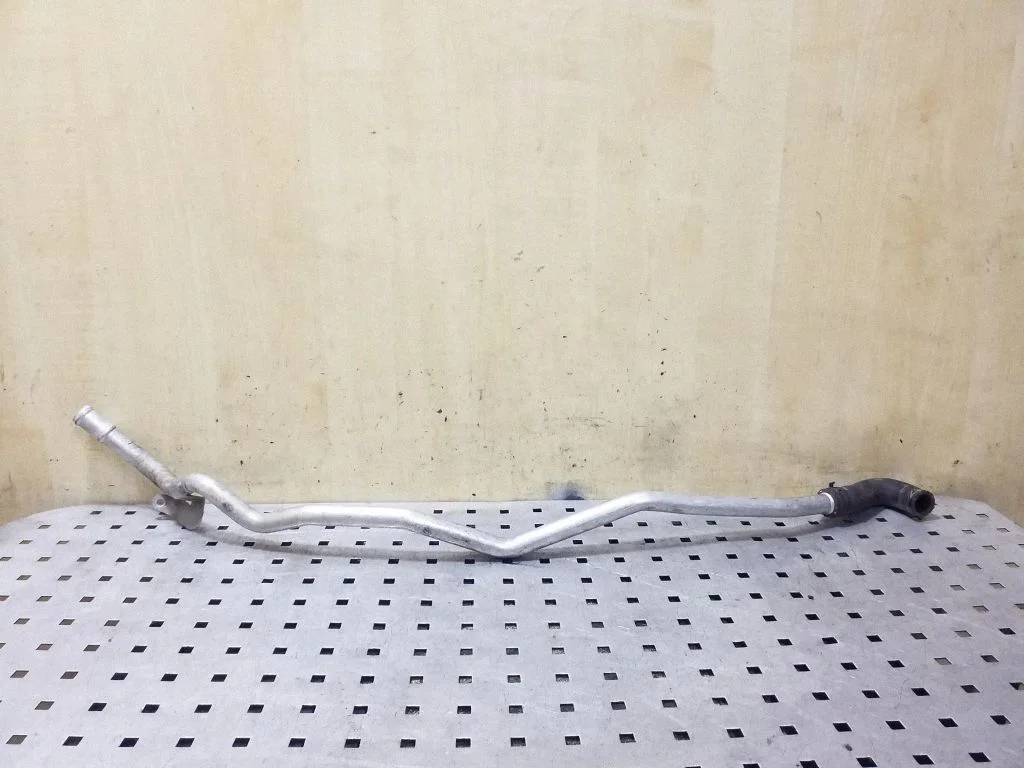 Engine coolant pipe/hose 7L0819329A