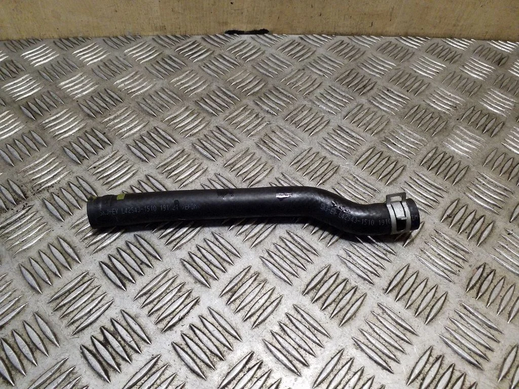 Engine coolant pipe/hose L429431510