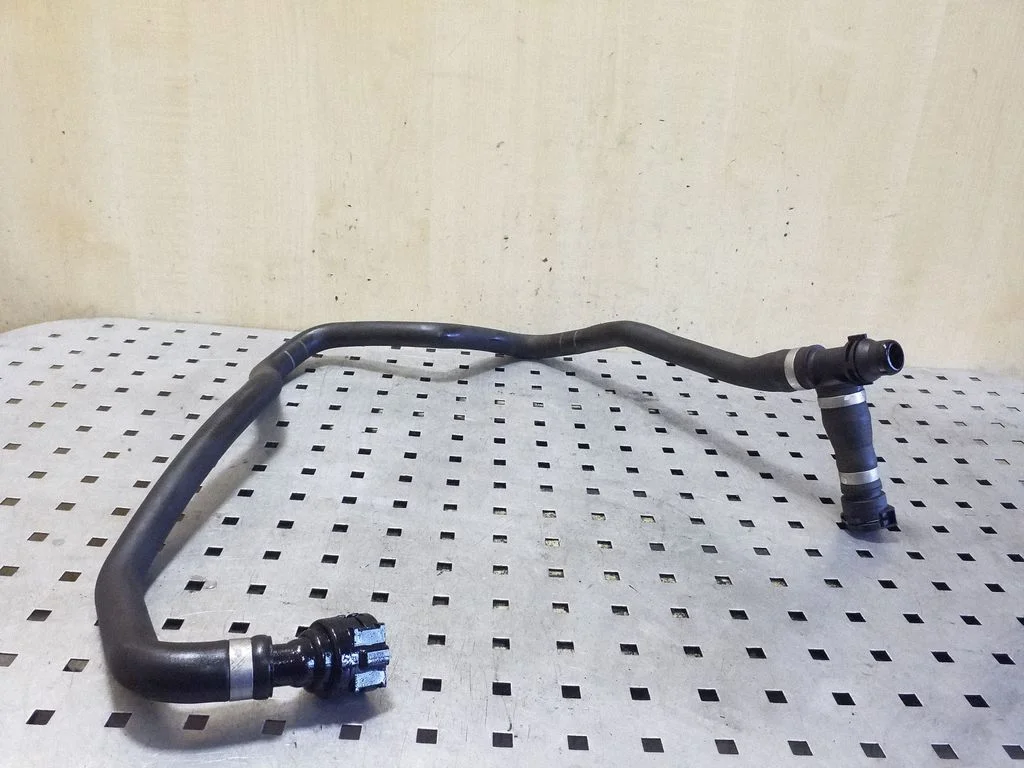 Engine coolant pipe/hose 17128511848