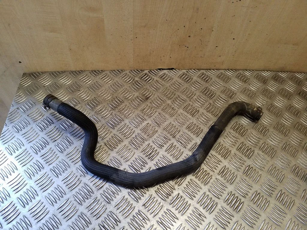 Engine coolant pipe/hose 95034095
