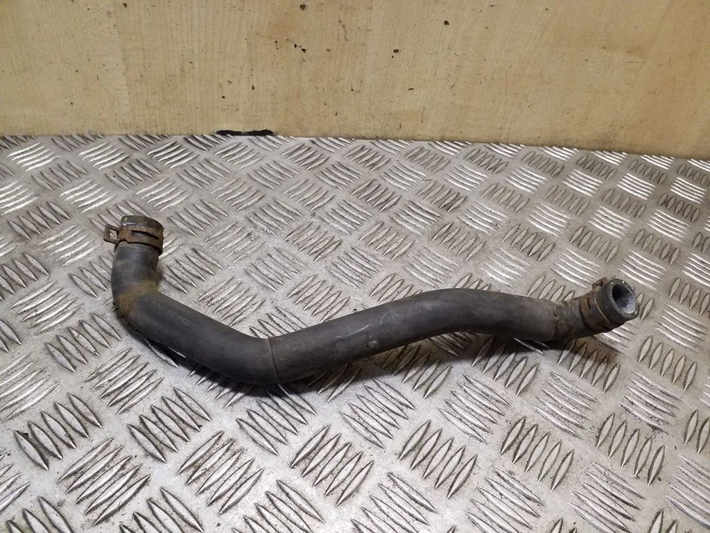 Engine coolant pipe/hose 074121073AK