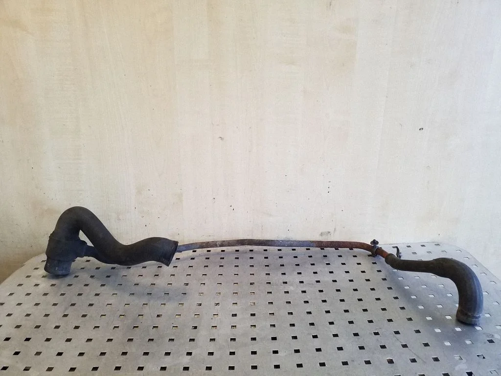 Motora dzesēšanas caurule (-es)/šļūtene (-es) 9015012682