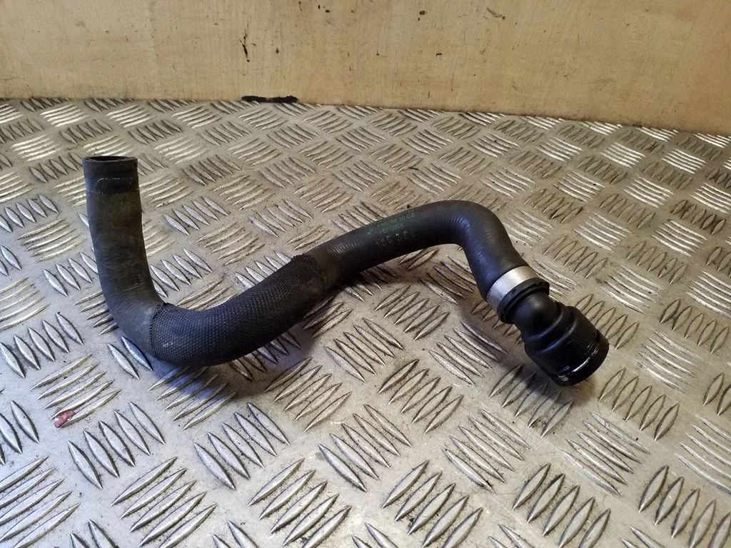 Engine coolant pipe/hose 64509170347