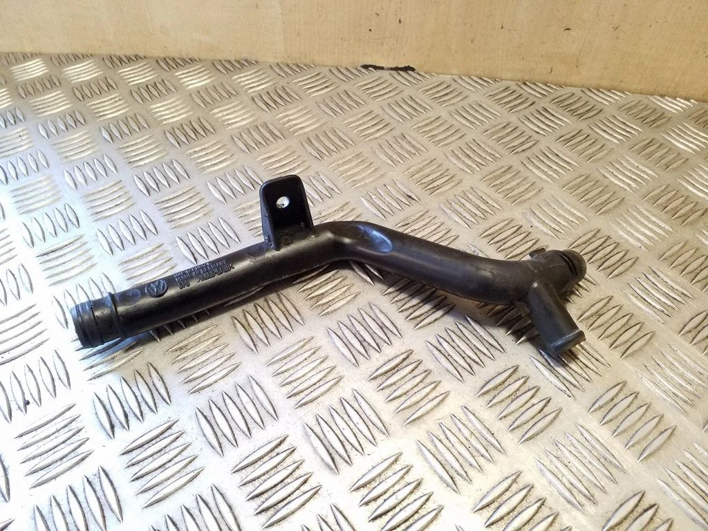 Engine coolant pipe/hose 03L121065K