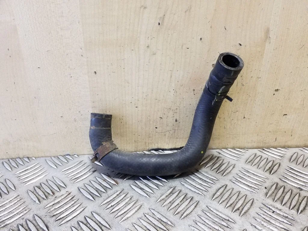 Engine coolant pipe/hose 256302F000