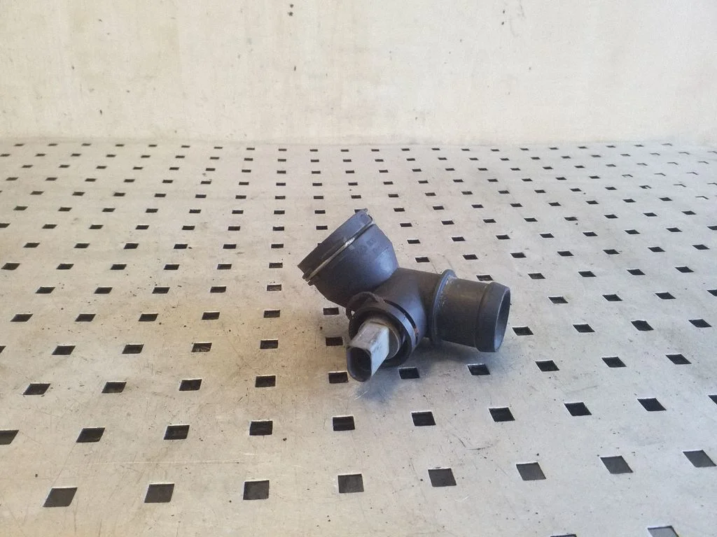 Engine coolant pipe/hose 1K0122291AD