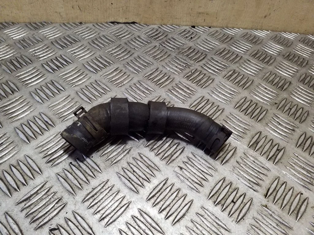 Engine coolant pipe/hose 5Q0122073R