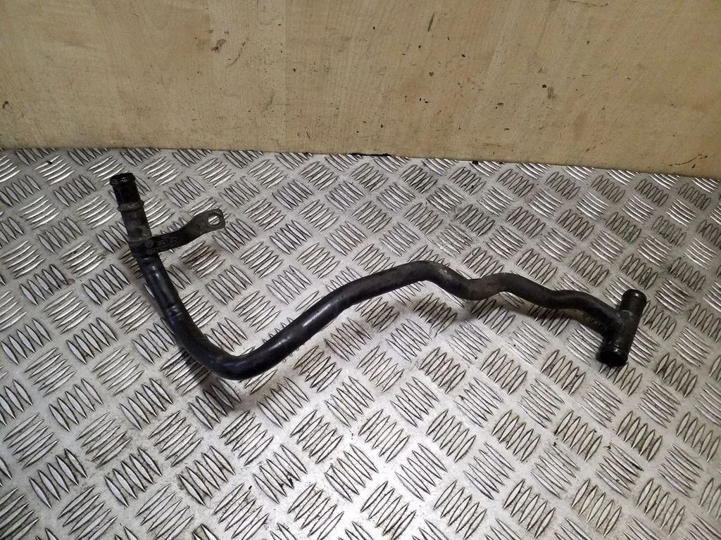 Engine coolant pipe/hose 04L121065