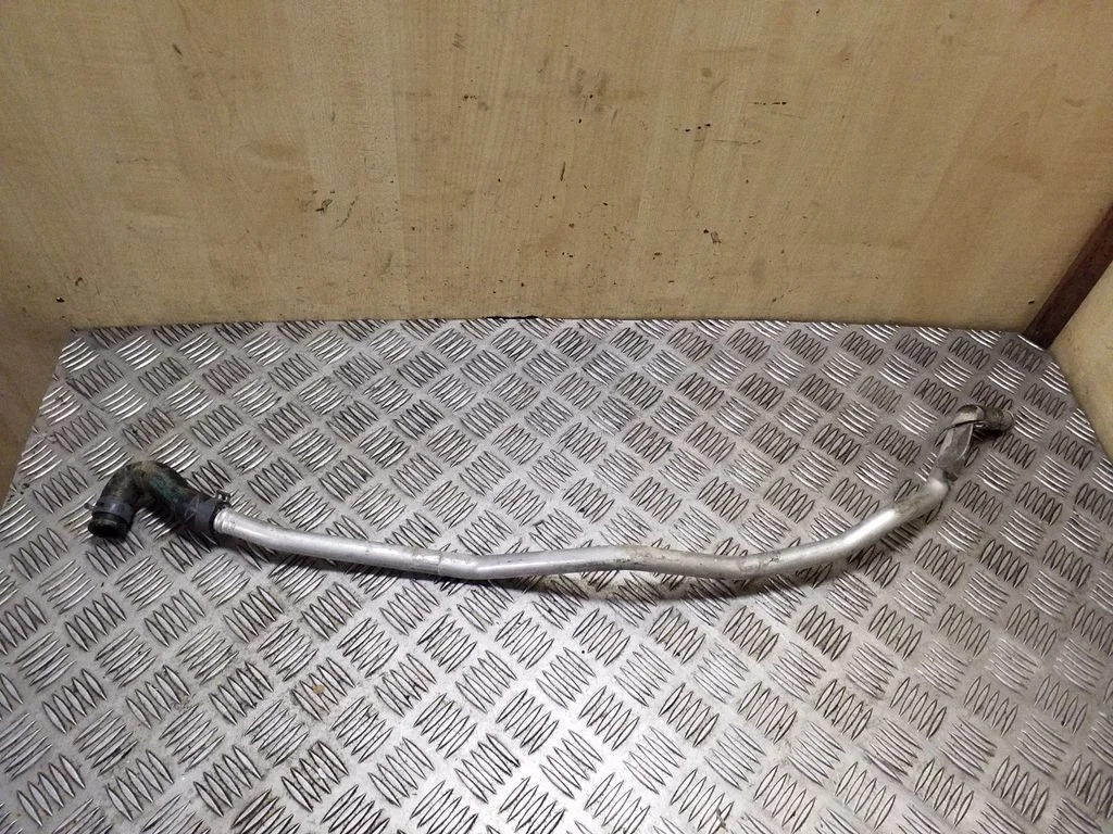 Engine coolant pipe/hose 7L0819329C