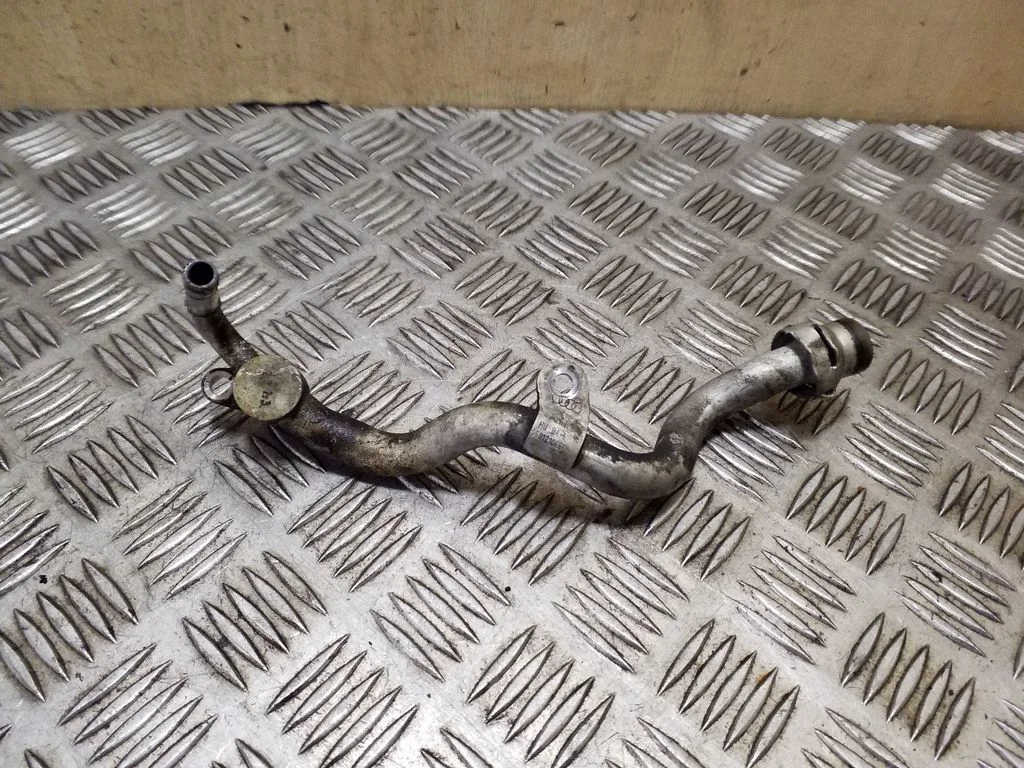 Engine coolant pipe/hose 059121065CP