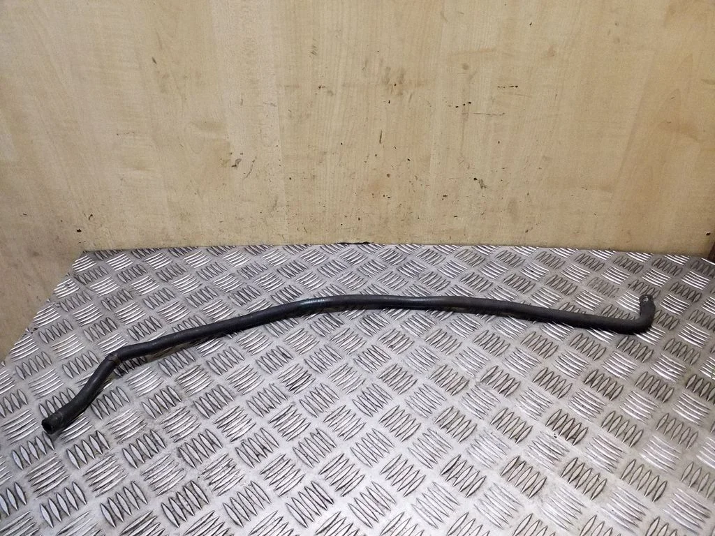 Przewody układu chłodzenia silnika 9065010682