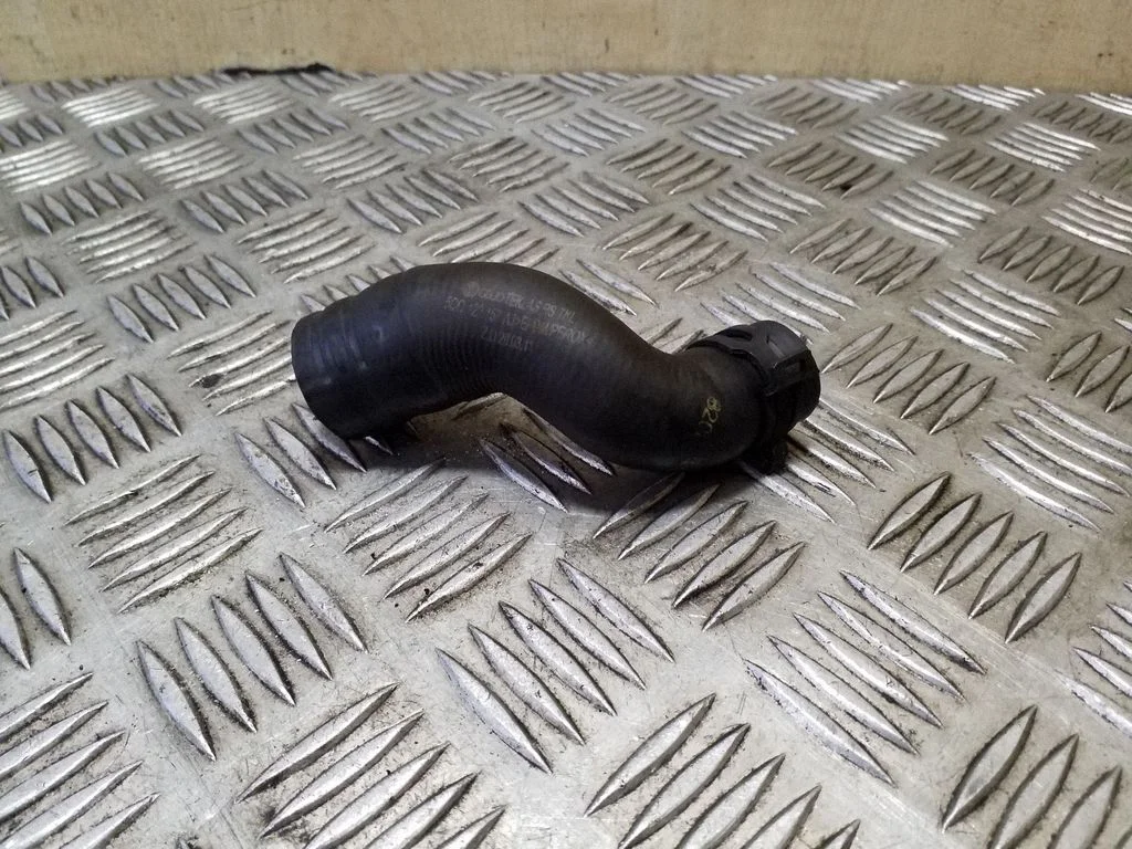 Engine coolant pipe/hose 5Q0122157AJ