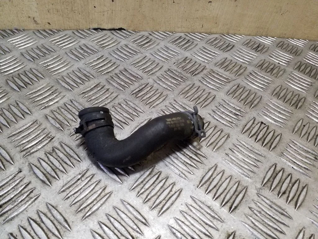 Engine coolant pipe/hose 1K0122058L