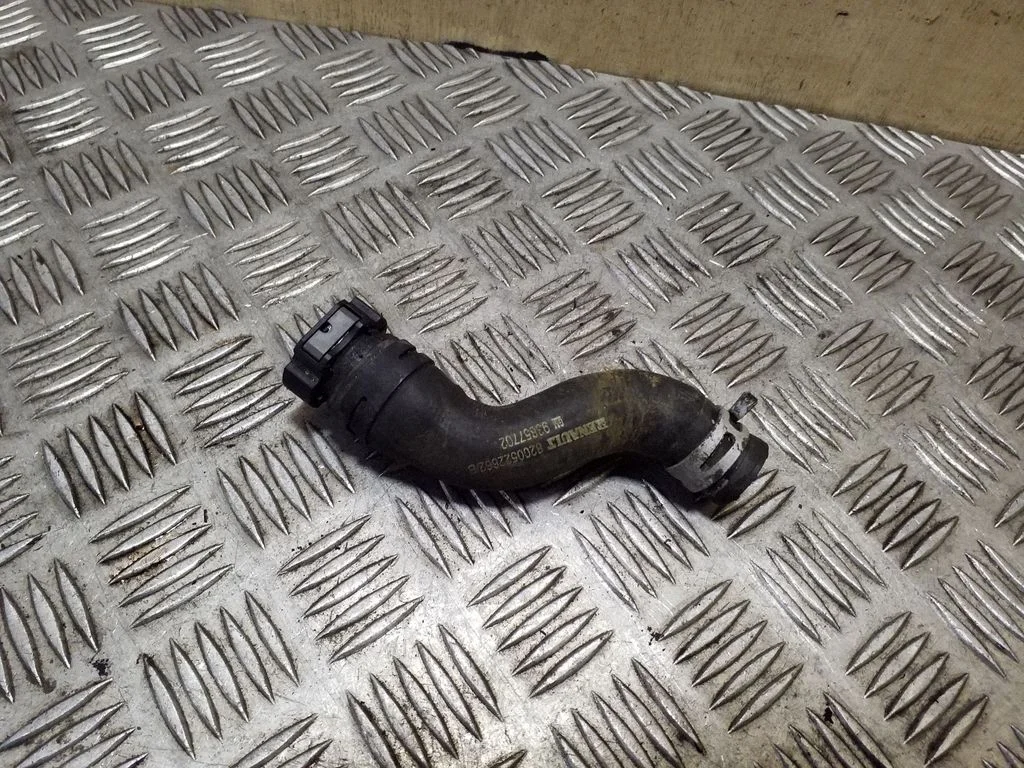 Engine coolant pipe/hose 8200522662 – Renault Trafic II (X83) (2001-2014)
