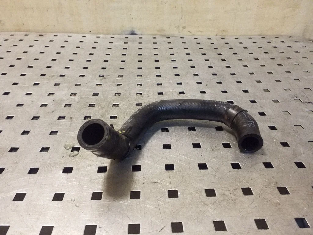 Engine coolant pipe/hose 256302F000PH