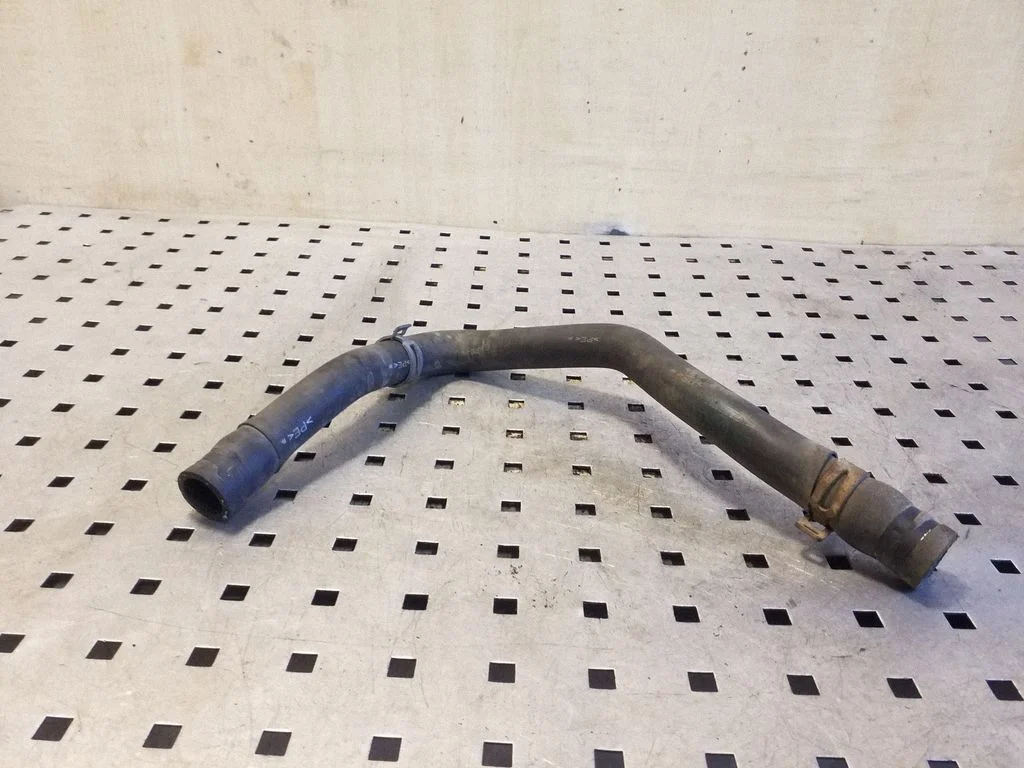 Engine coolant pipe/hose 7L6815986A
