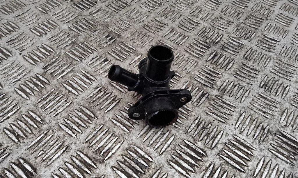 Engine coolant pipe/hose CM5G8A529GA