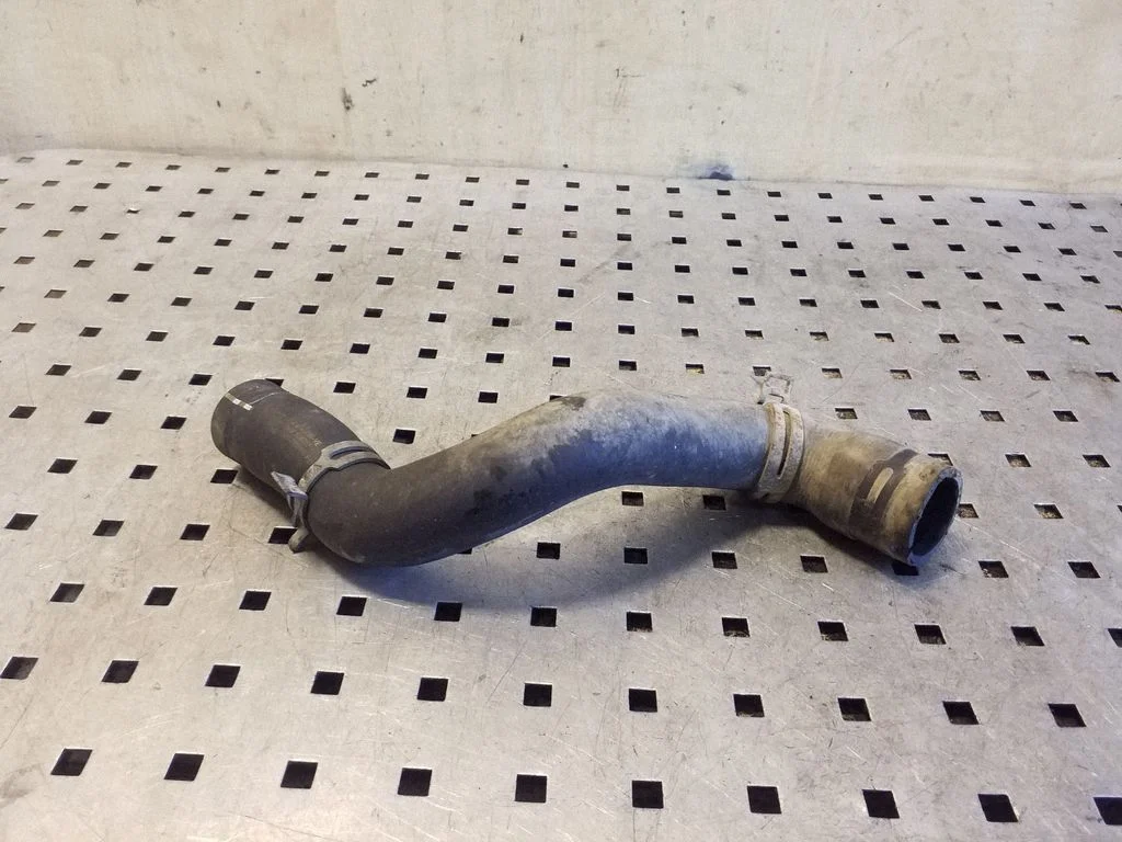 Engine coolant pipe/hose CV618286VE