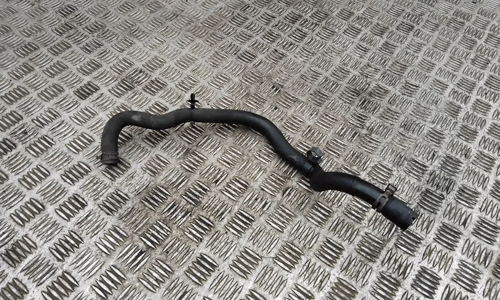 Engine coolant pipe/hose CV618C012