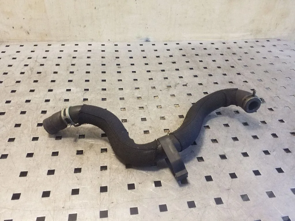 Engine coolant pipe/hose 140561FE0A