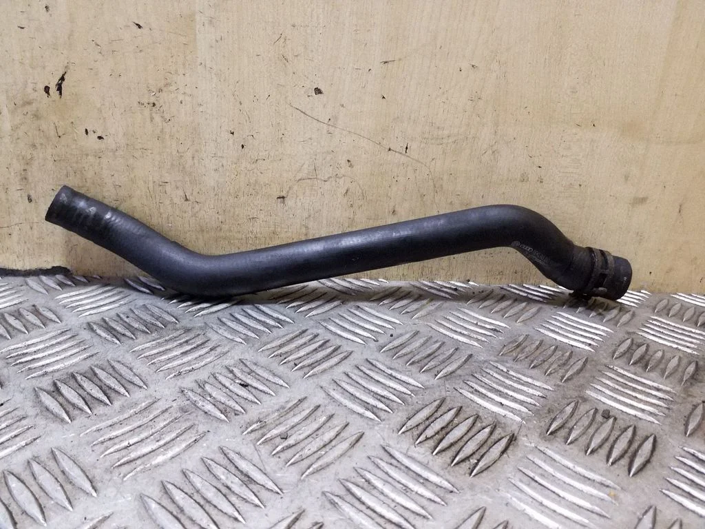 Engine coolant pipe/hose 5Q0122101CK