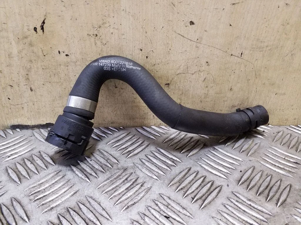Engine coolant pipe/hose 5Q0122101S
