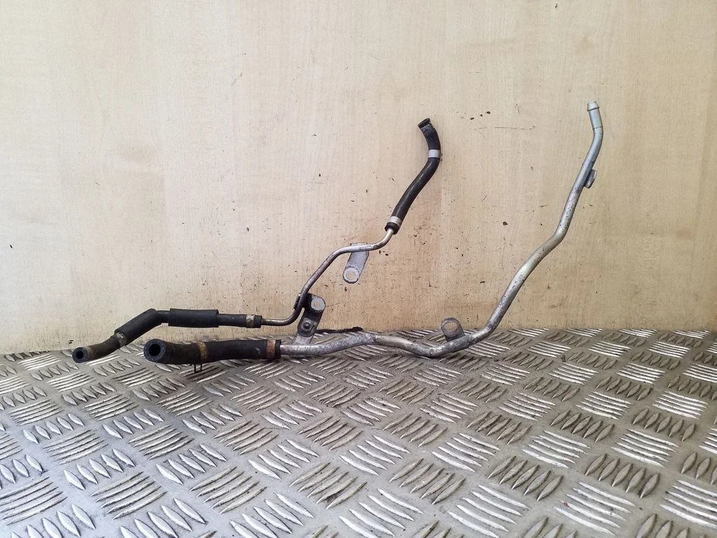 Engine coolant pipe/hose – Nissan Juke I F15 (2010-2018)