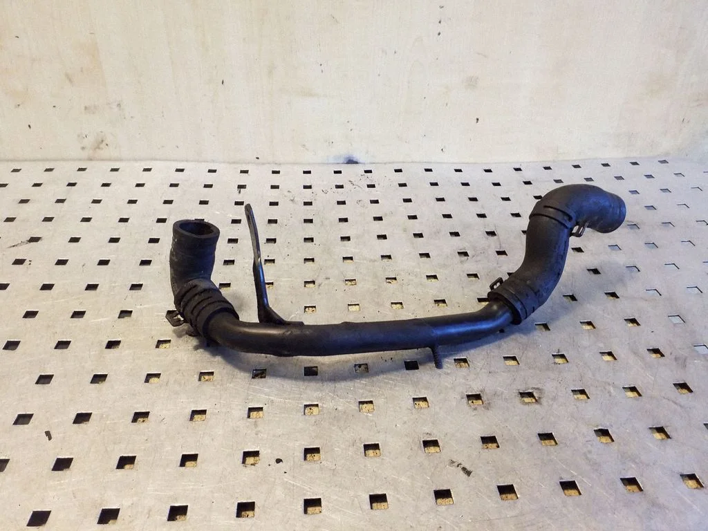 Engine coolant pipe/hose 03L122157K