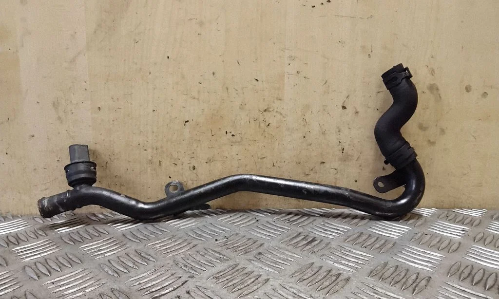 Engine coolant pipe/hose 5N0121065