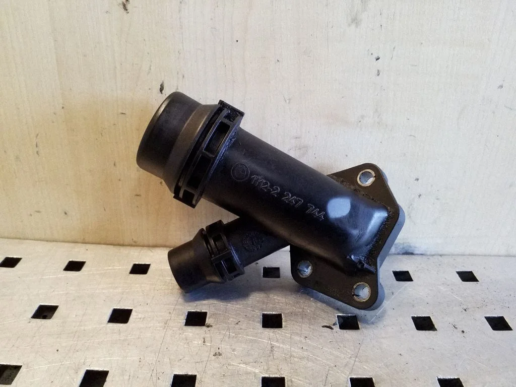 Engine coolant pipe/hose 11122247744