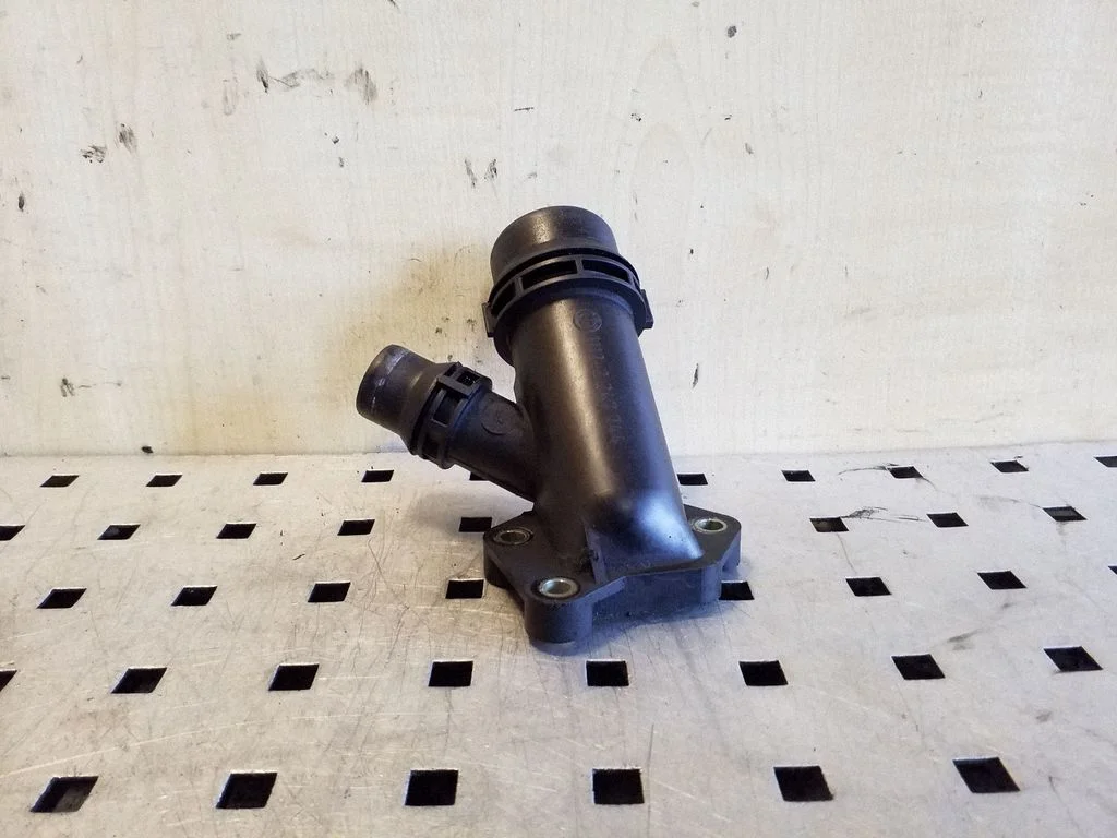 Engine coolant pipe/hose 11122247744