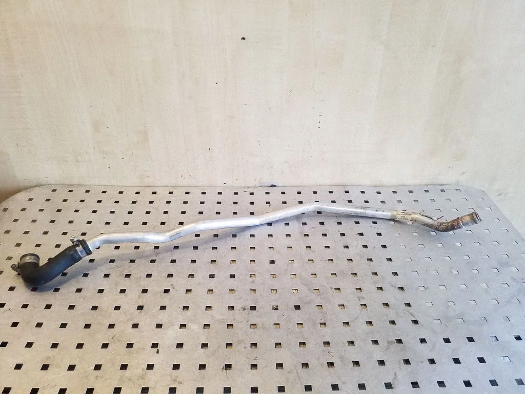 Engine coolant pipe/hose 7L0819928A
