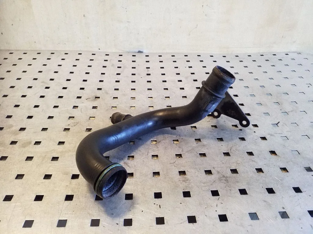 Engine coolant pipe/hose 059121071BF