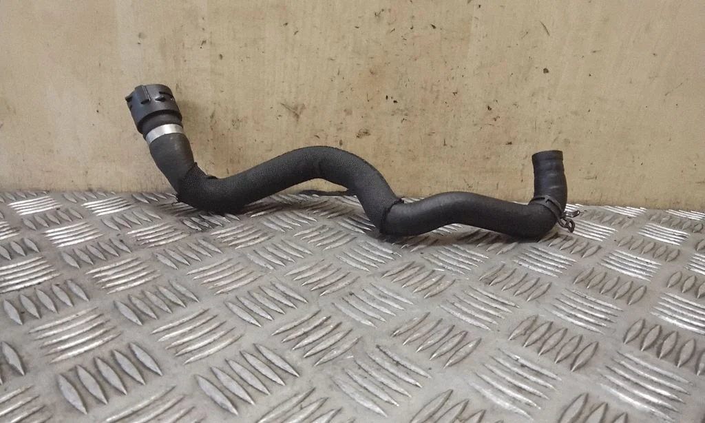 Engine coolant pipe/hose – Audi A8 S8 D4 4H (2010-2016)