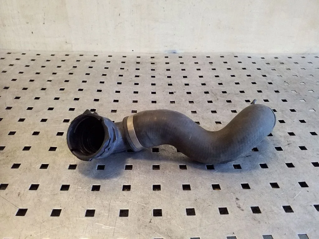 Engine coolant pipe/hose 4G0122101B