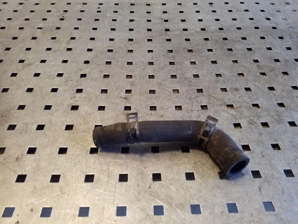 Engine coolant pipe/hose 4G0121447AL
