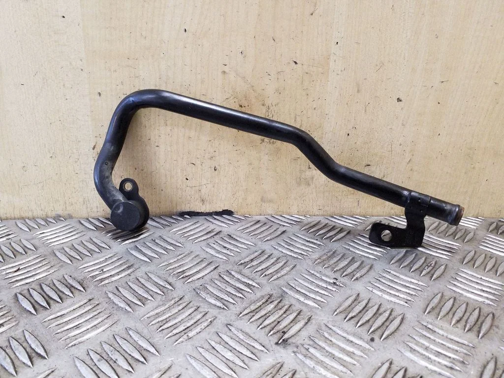 Engine coolant pipe/hose 04L121065AJ